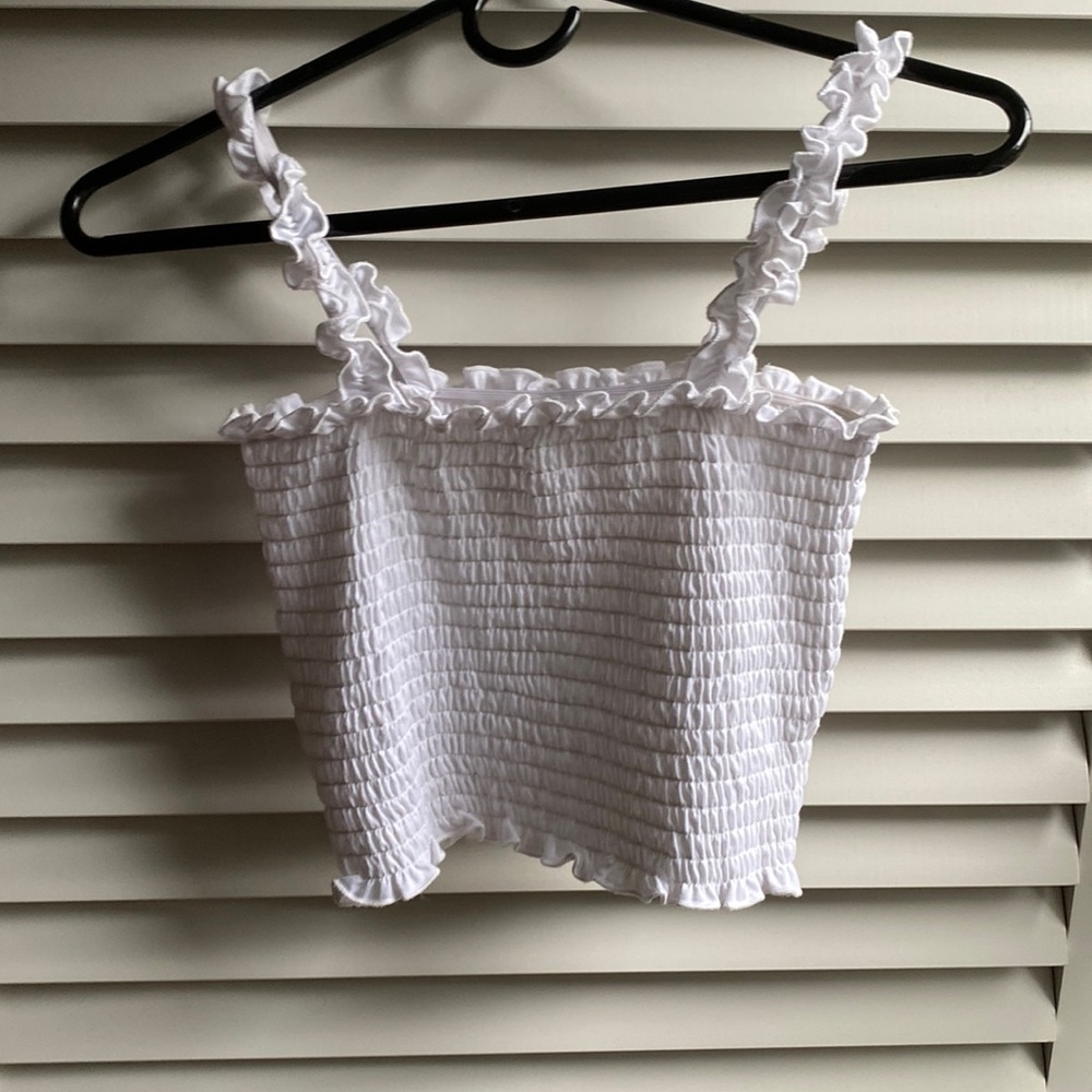 White Scrunched Tank Top. SHEIN; Size SMALL. Stretchy Material. Worn Once.